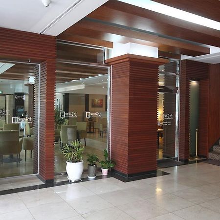 Suncheon Royal Tourist Hotel Bagian luar foto